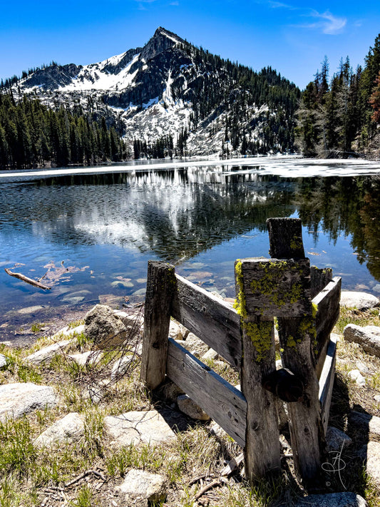 Louie Lake Reflections (0327-2)